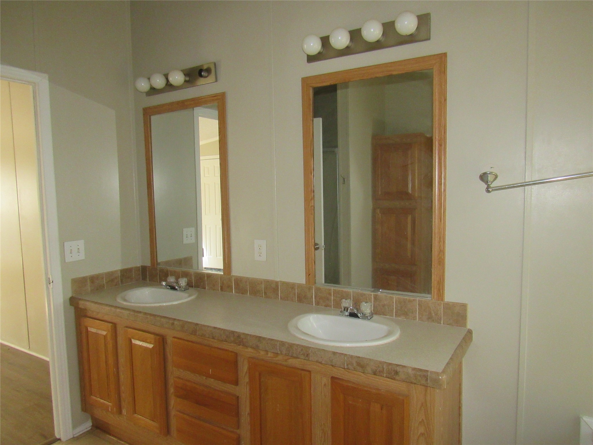 40 Cleveland Avenue Pottsboro TX 75076