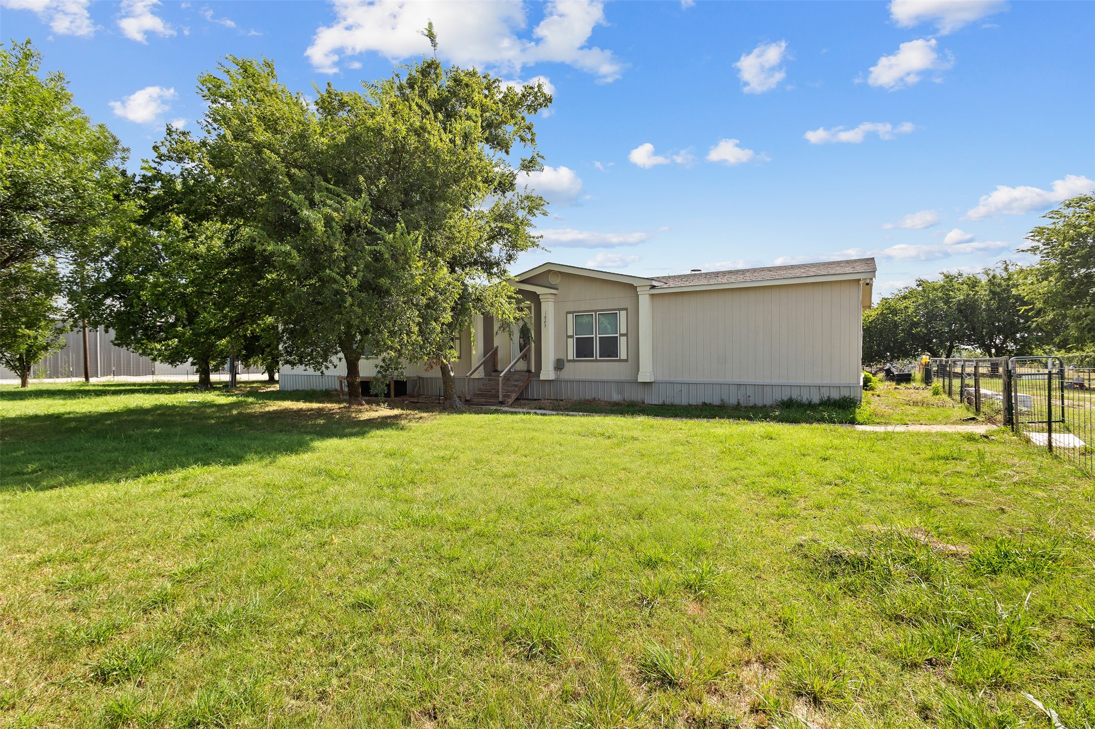 343 County Road 4841 Haslet TX 76052