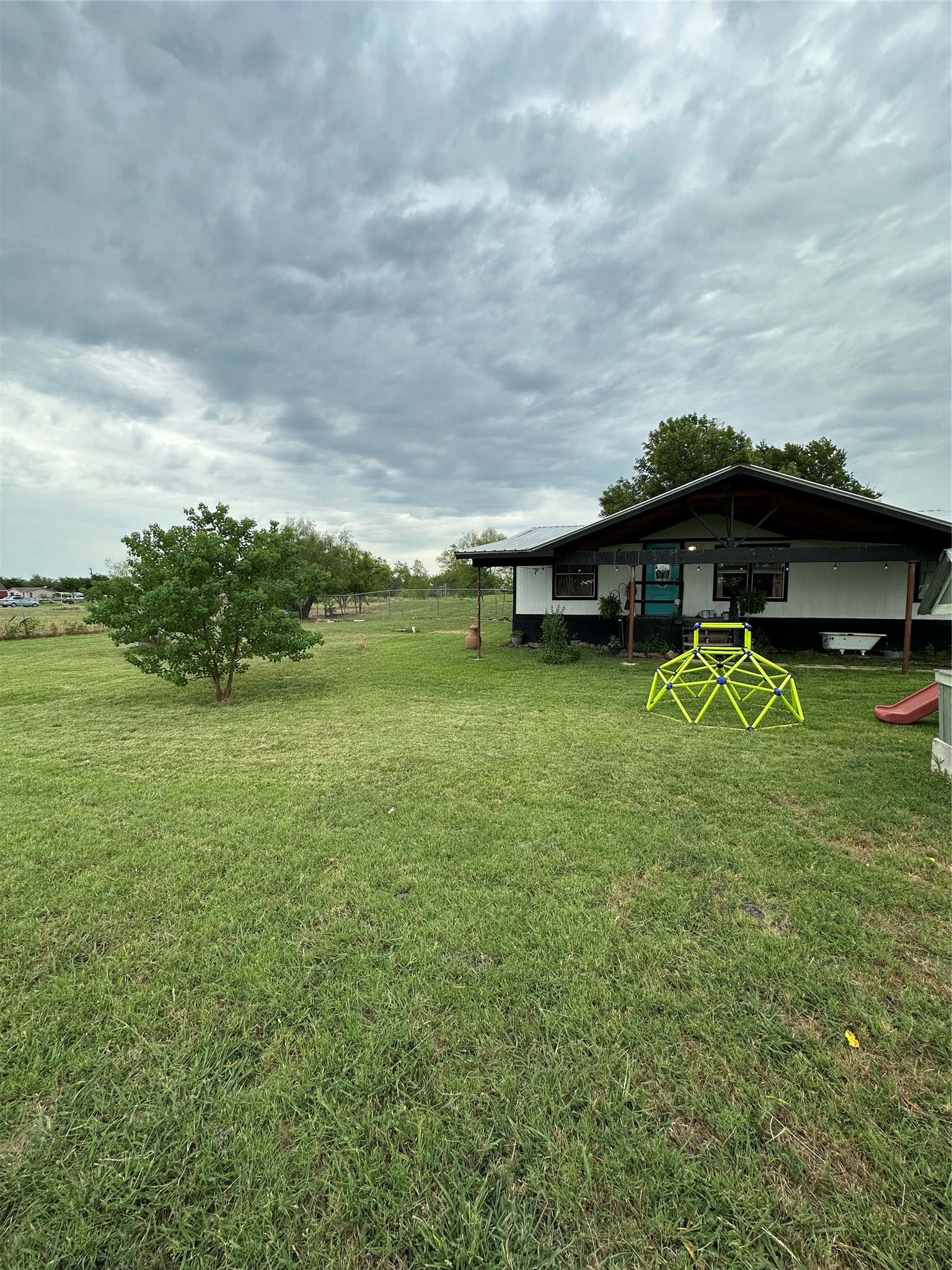 1074 County Road 142 Kaufman TX 75142