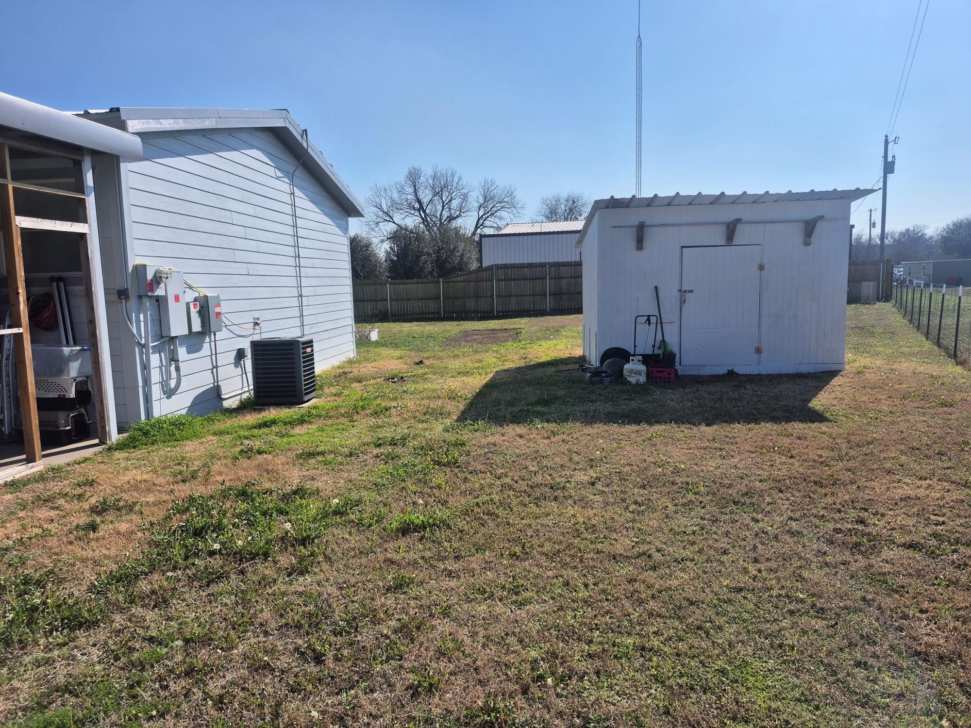 438 Silver River Road Gholson TX 76705