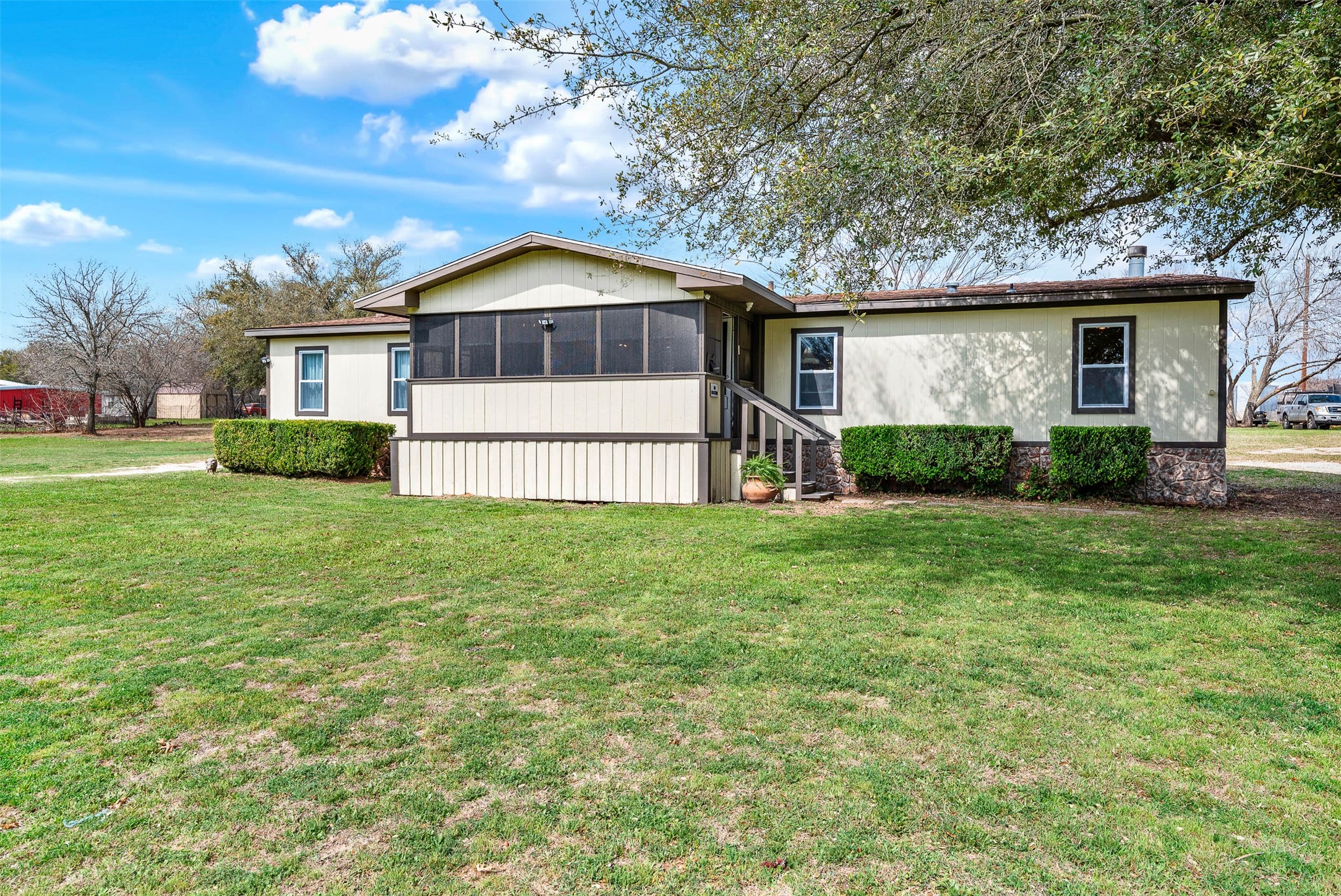 129 Hunter Ridge Lane Springtown TX 76082