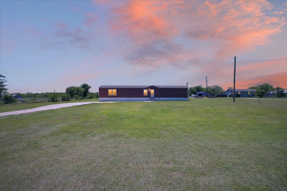 205 Hcr 2216 Aquilla TX 76622
