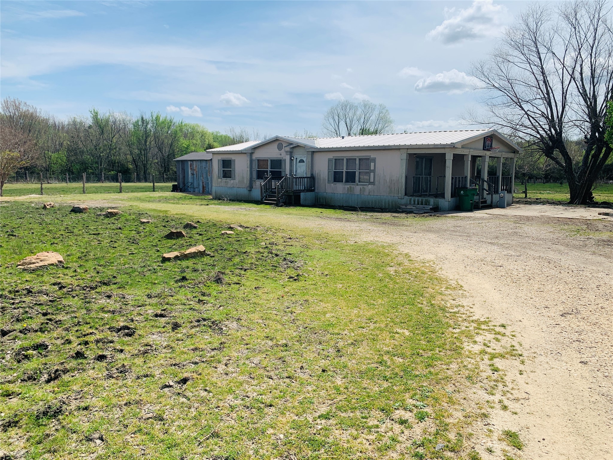 729 W Sterrett Road Waxahachie TX 75167