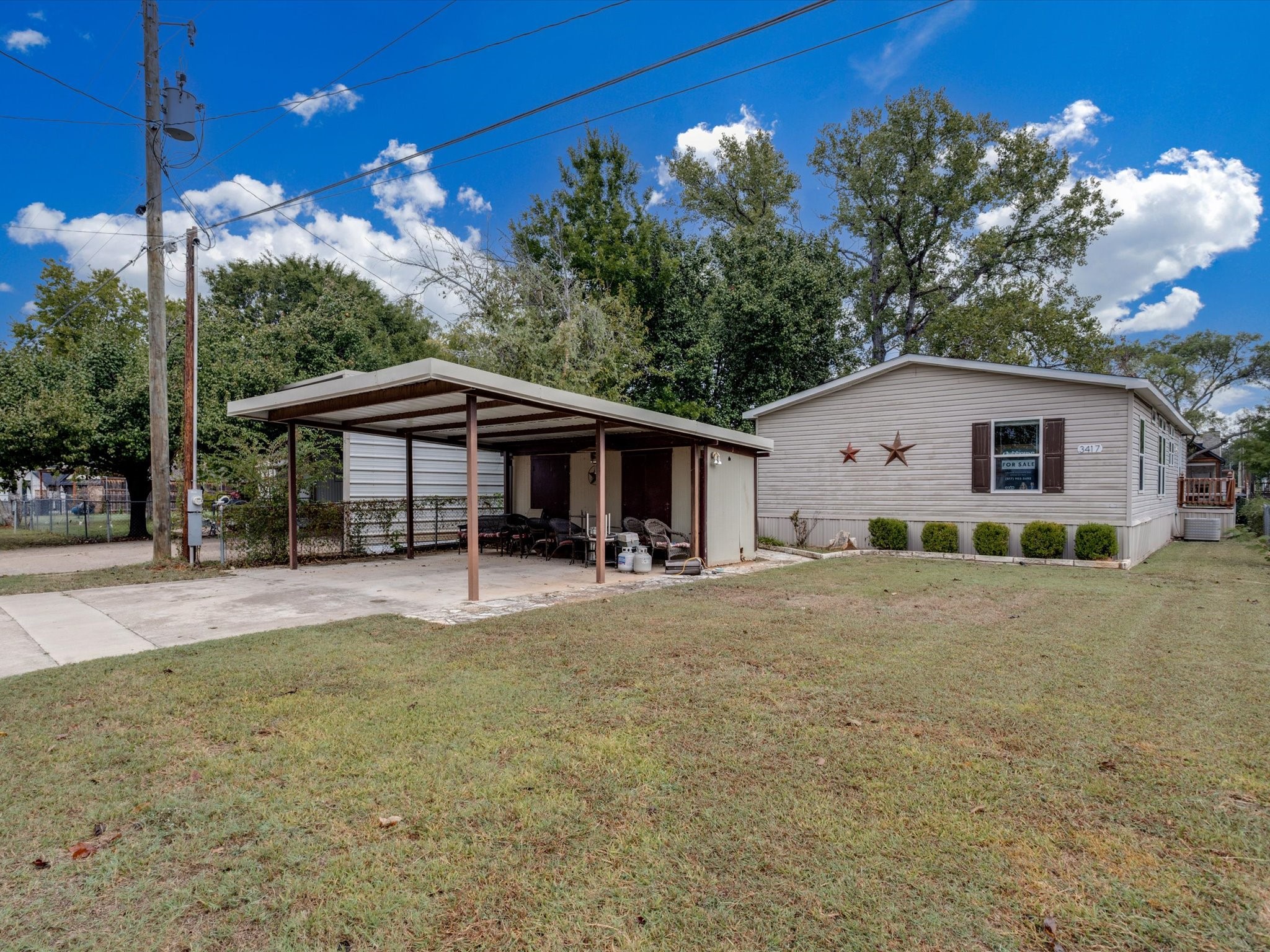 3417 Hawaiian Court Granbury TX 76048