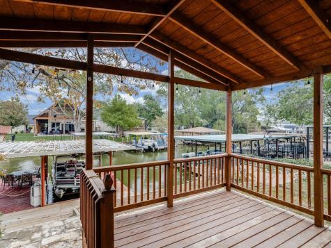 3417 Hawaiian Court Granbury TX 76048