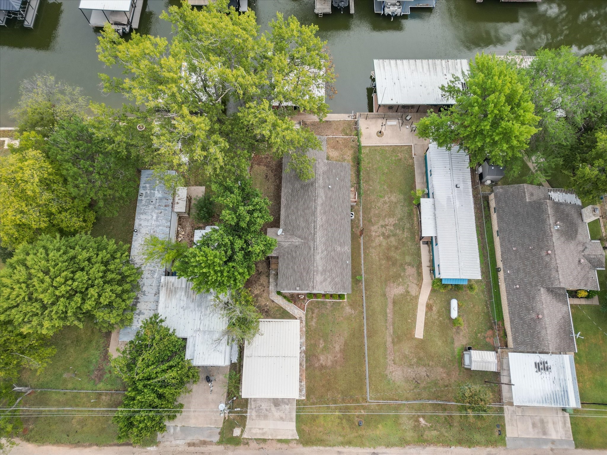 3417 Hawaiian Court Granbury TX 76048
