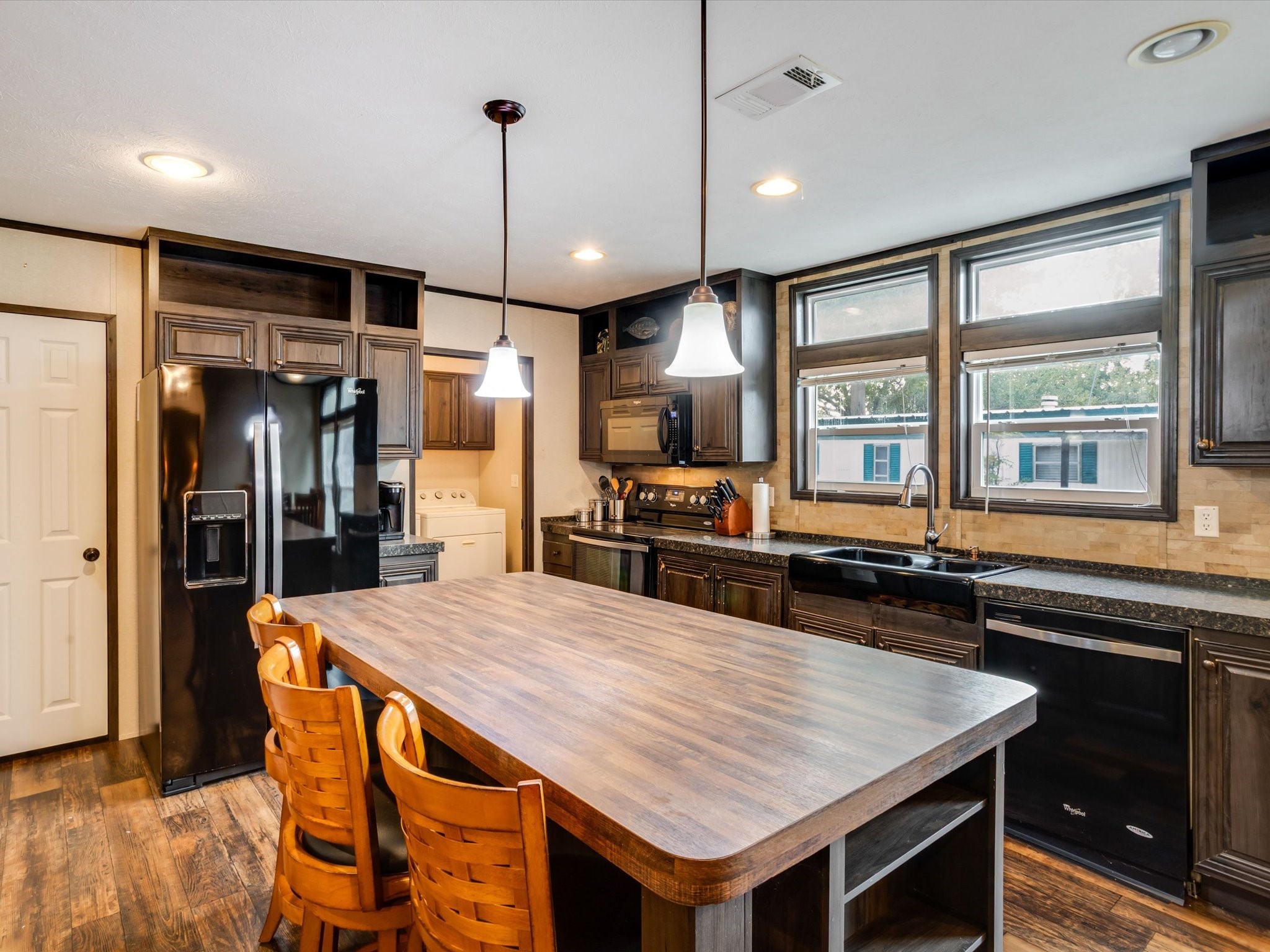 3417 Hawaiian Court Granbury TX 76048