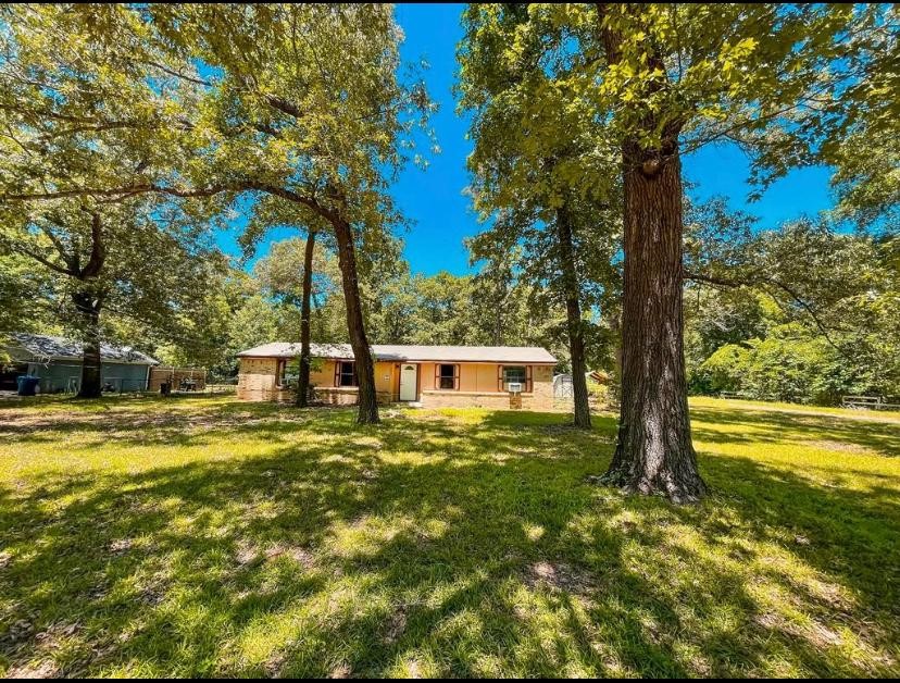2301 An County Road 2209 Palestine TX 75803