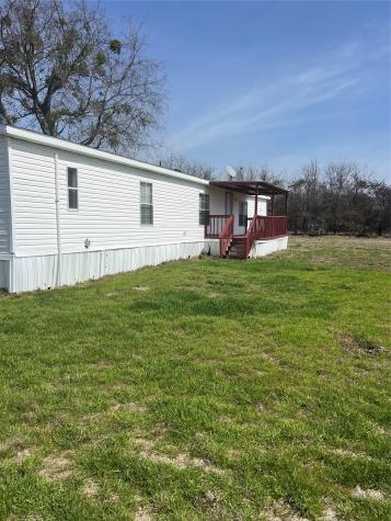 5290 County Road 3229 Lone Oak TX 75453