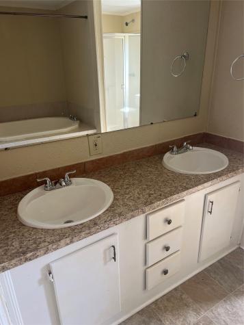 5290 County Road 3229 Lone Oak TX 75453