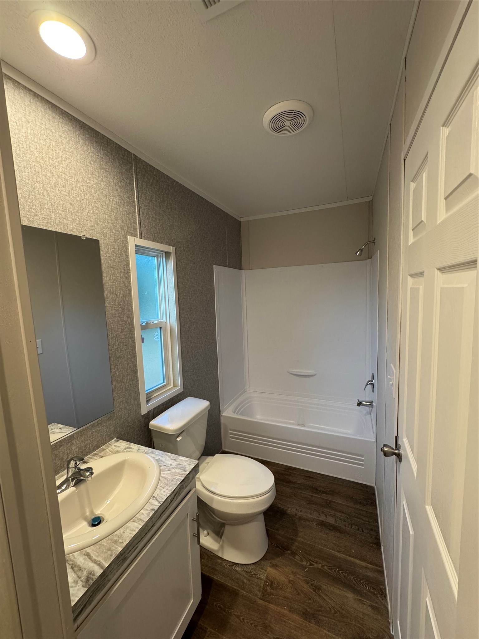 2225 Woodview Trail Granbury TX 76048
