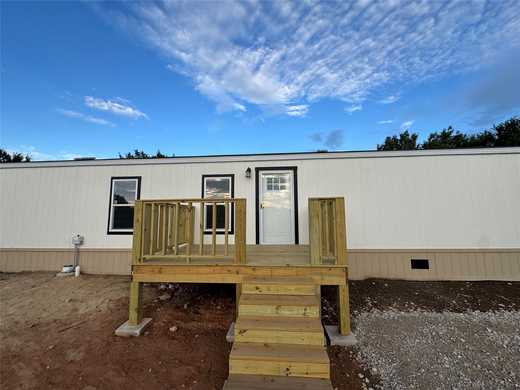 2225 Woodview Trail Granbury TX 76048