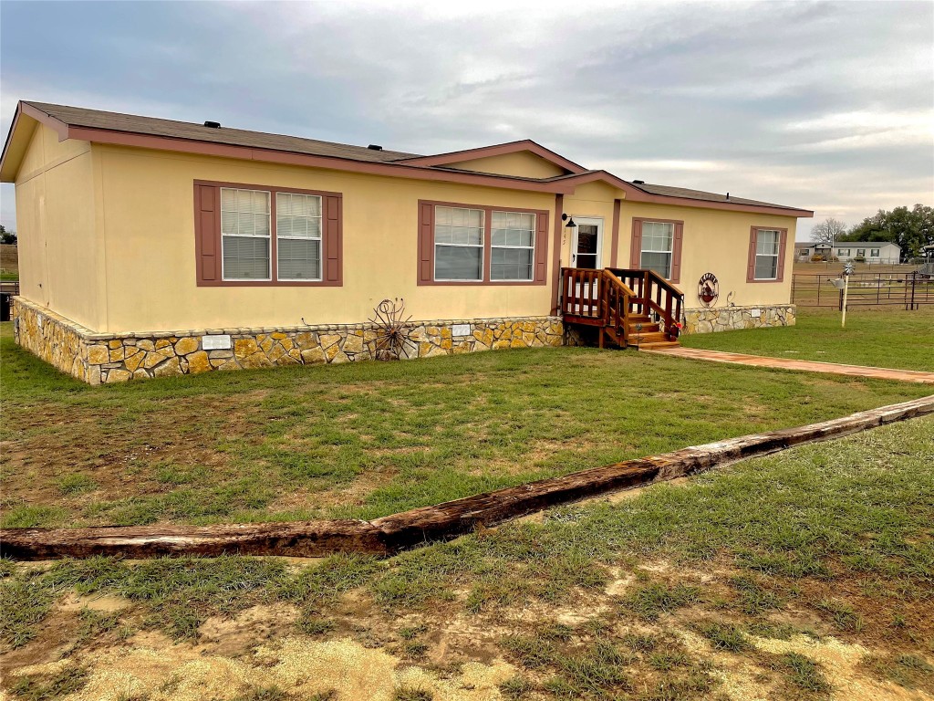145 Private Road 1712 Stephenville TX 76401