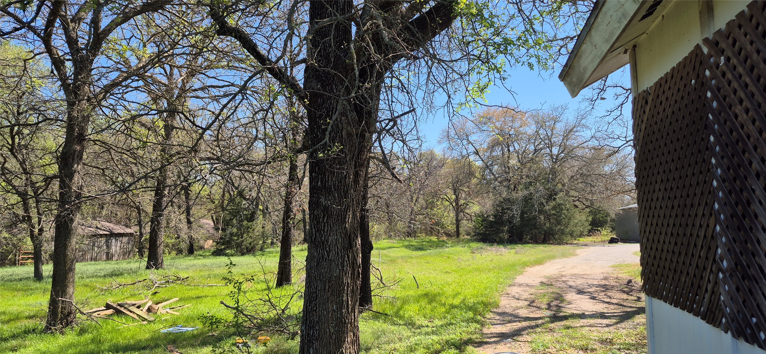 294 County Road 4683 Boyd TX 76023