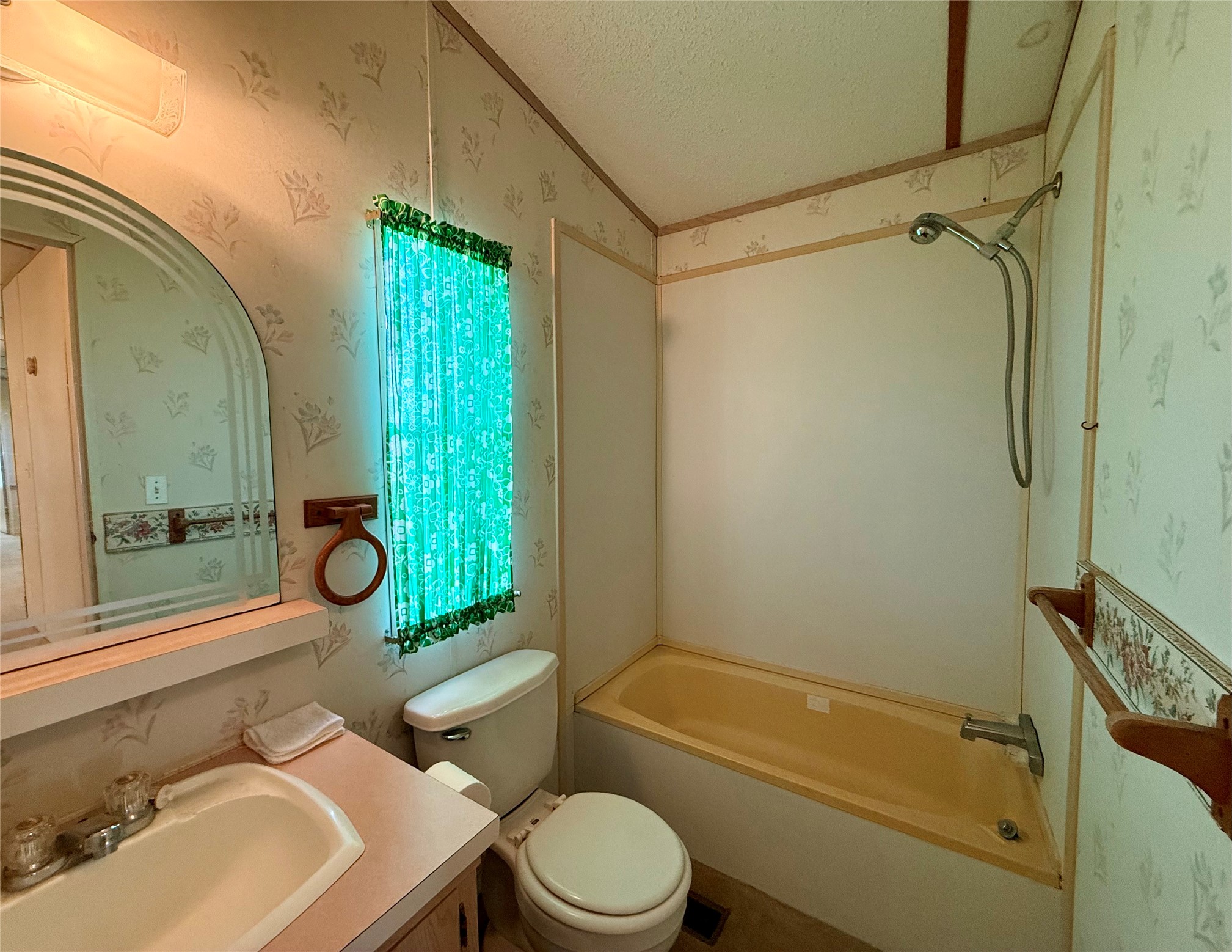 18086 Brookfield Drive Justin TX 76247