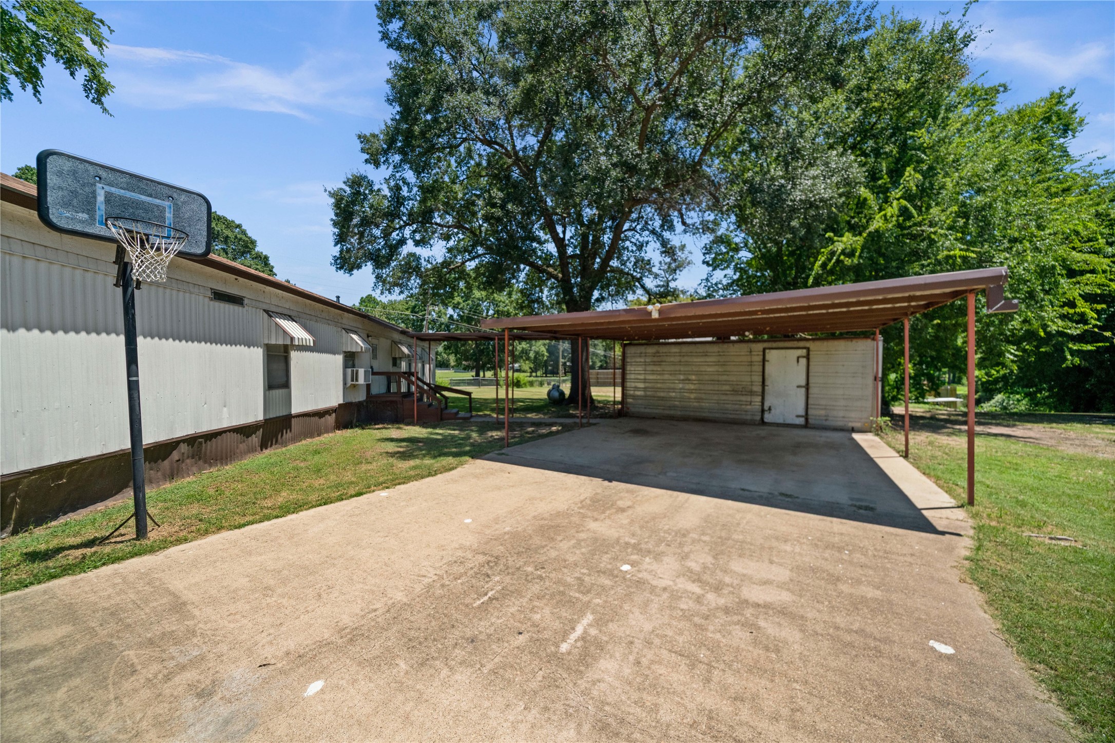 136 Palisade Drive Mabank TX 75156