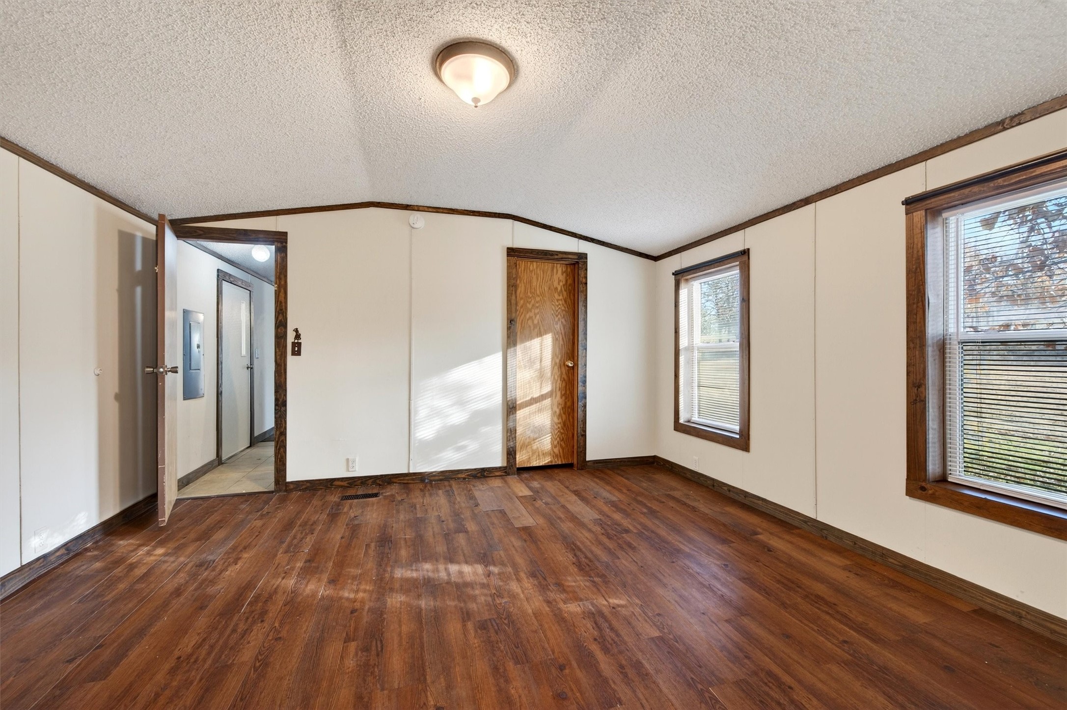 7154 E Fm 922 Valley View TX 76272