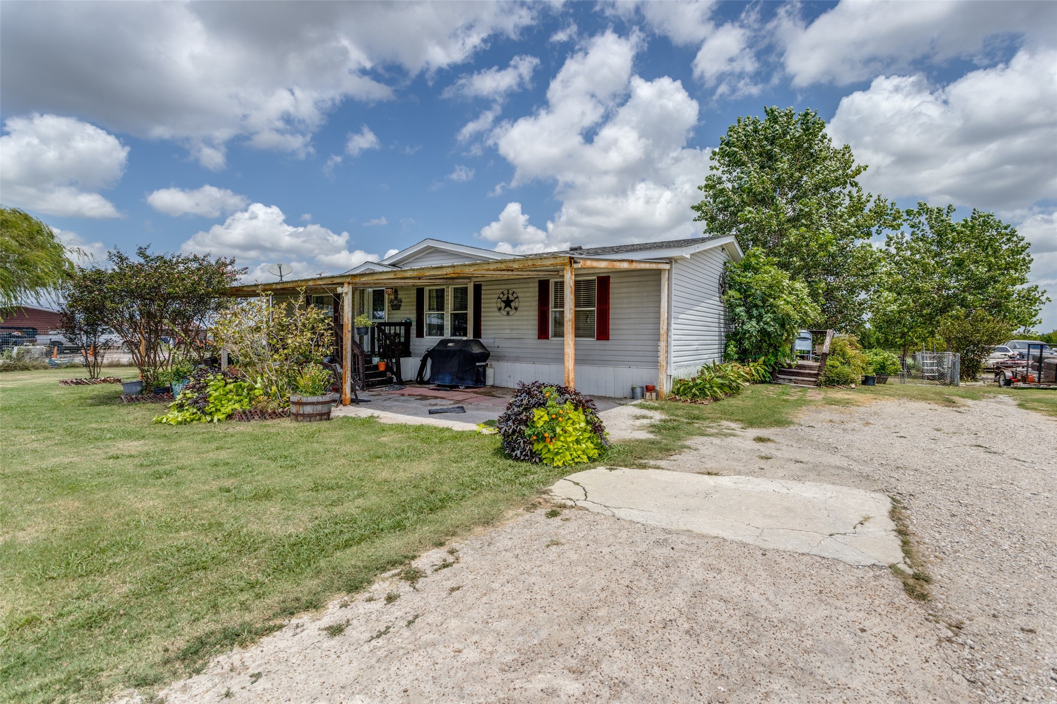 1471 County Road 697 Farmersville TX 75442