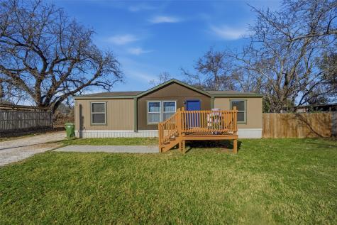 1618 Lands End Street Granbury TX 76048