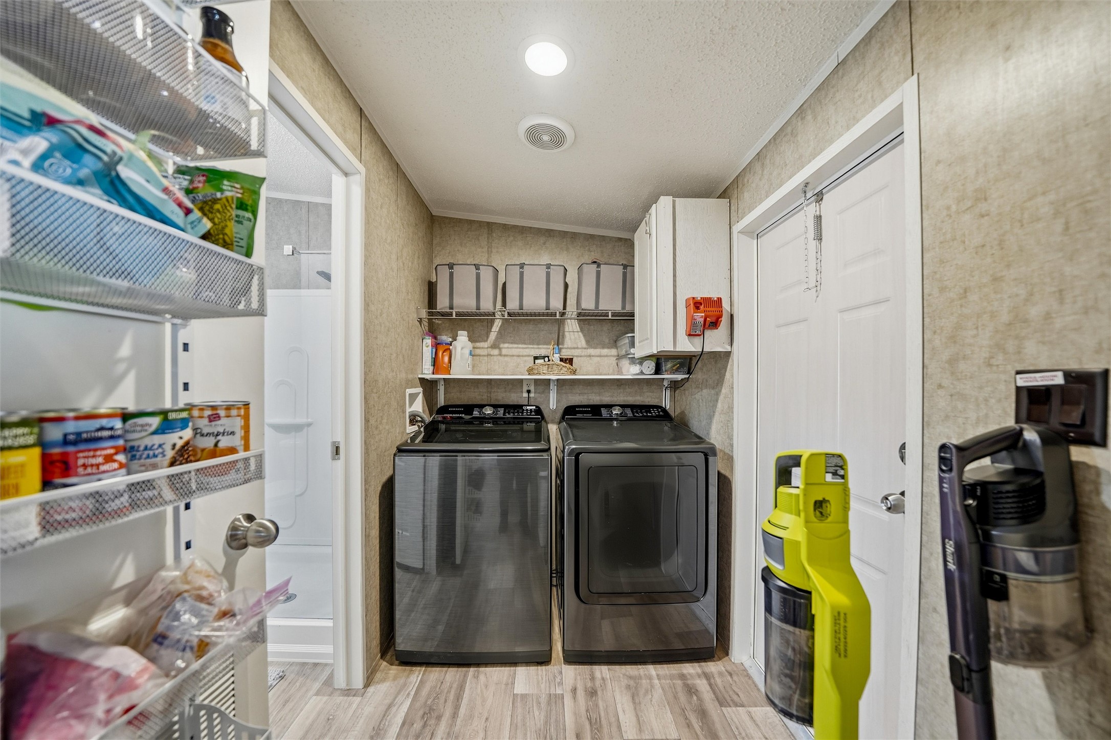 1618 Lands End Street Granbury TX 76048