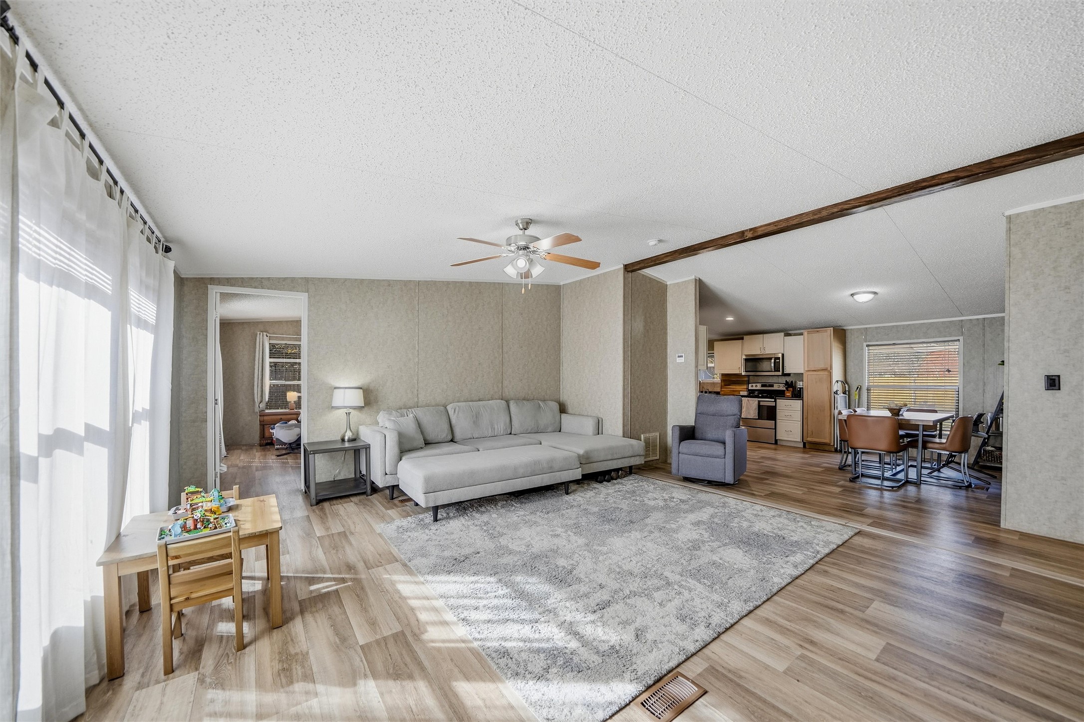 1618 Lands End Street Granbury TX 76048