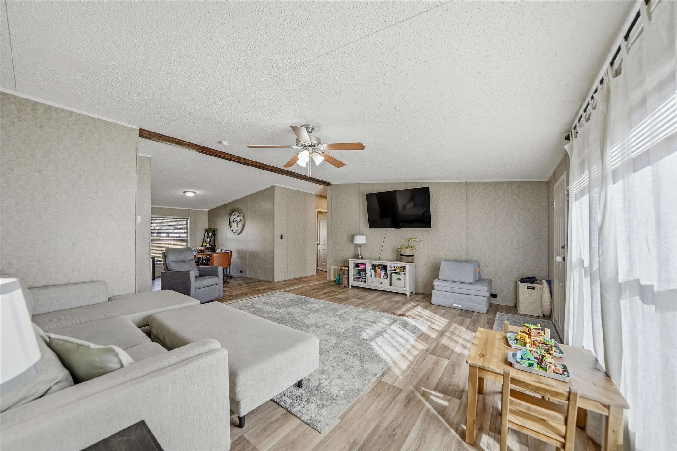 1618 Lands End Street Granbury TX 76048