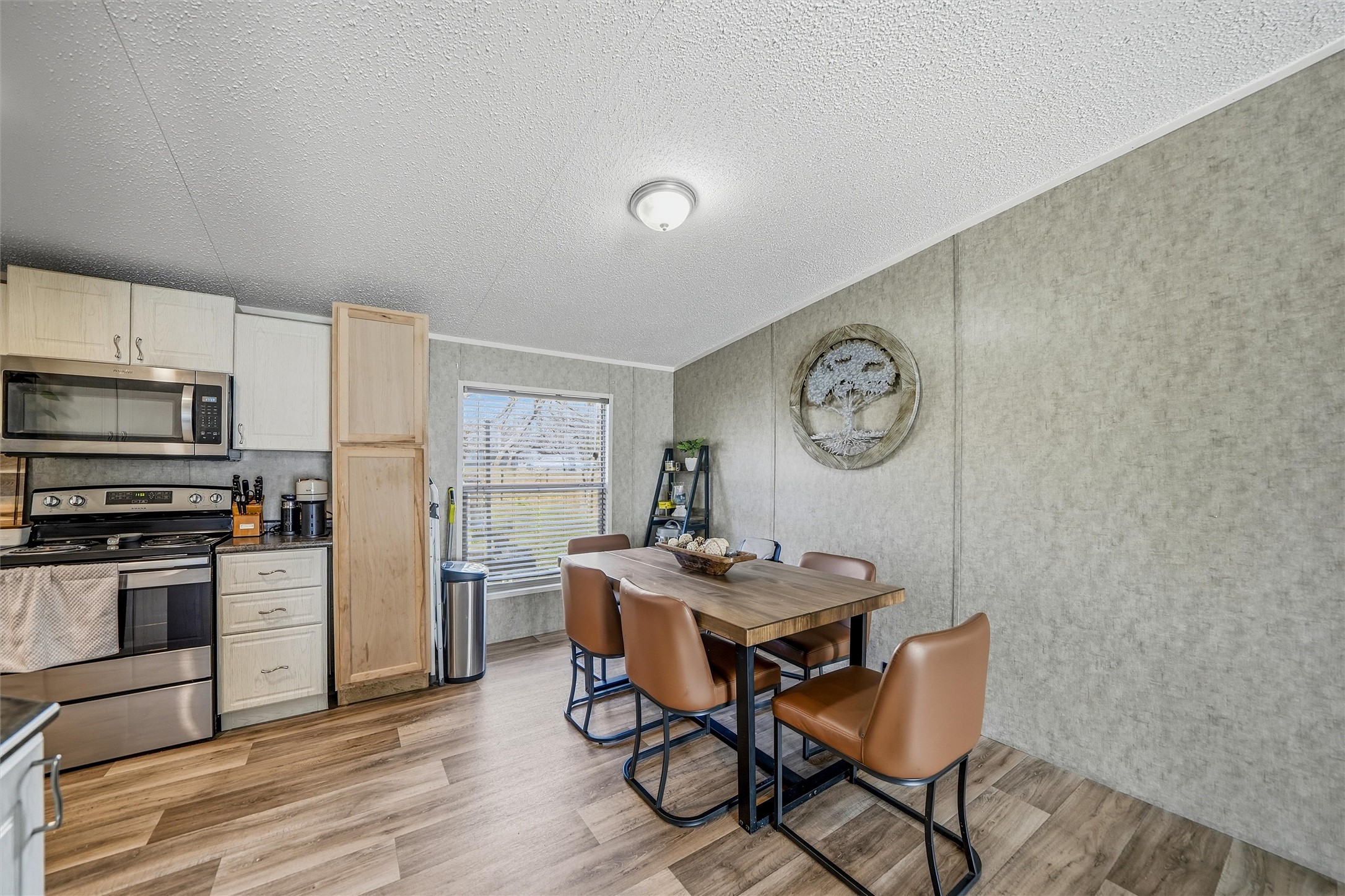 1618 Lands End Street Granbury TX 76048