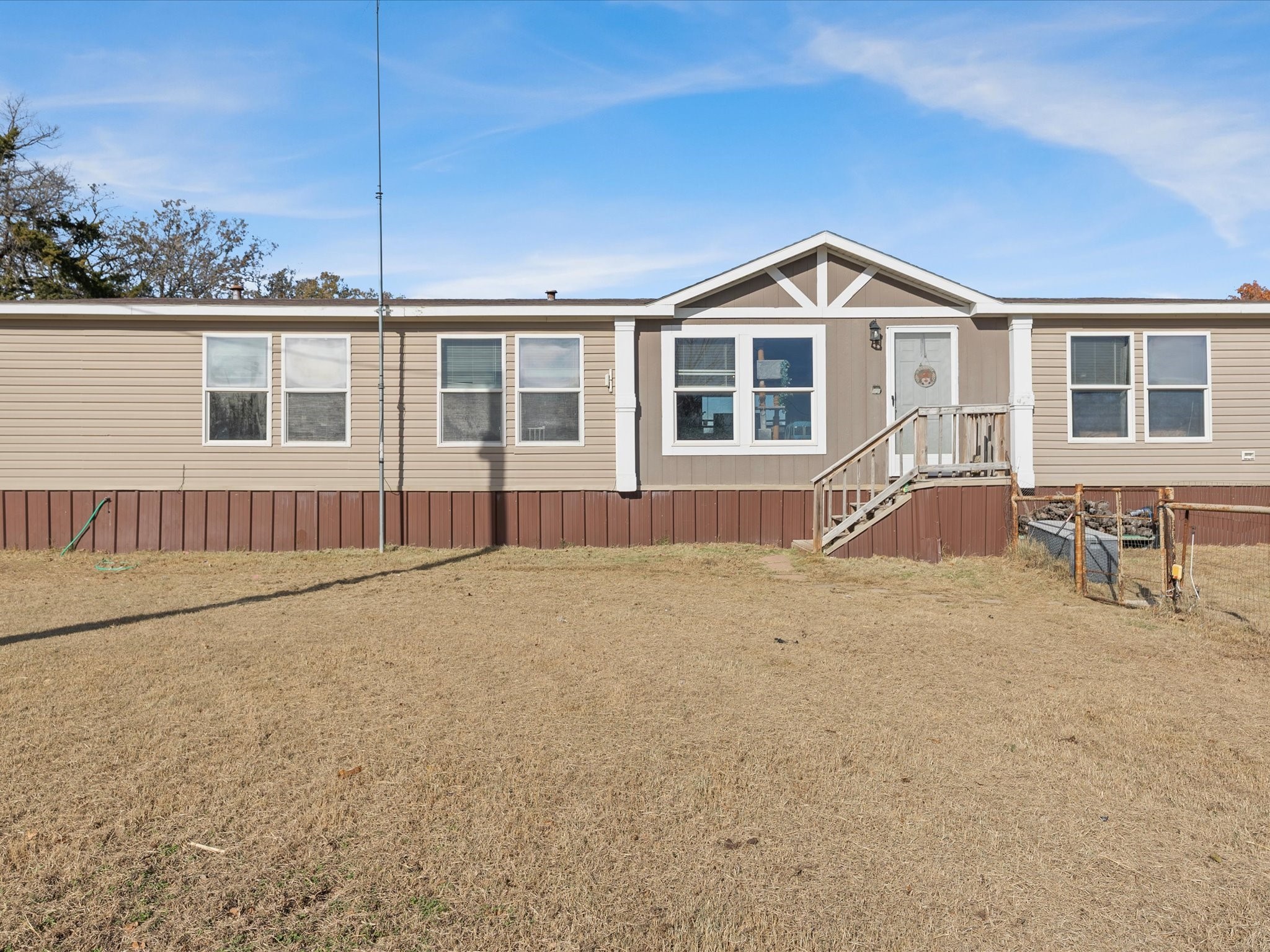 2722 Denver Road Sunset TX 76270