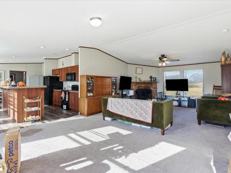 2722 Denver Road Sunset TX 76270