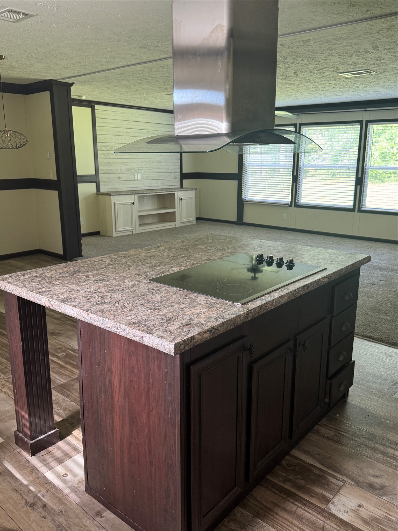 10015 Woolworth Road Keithville LA 71047