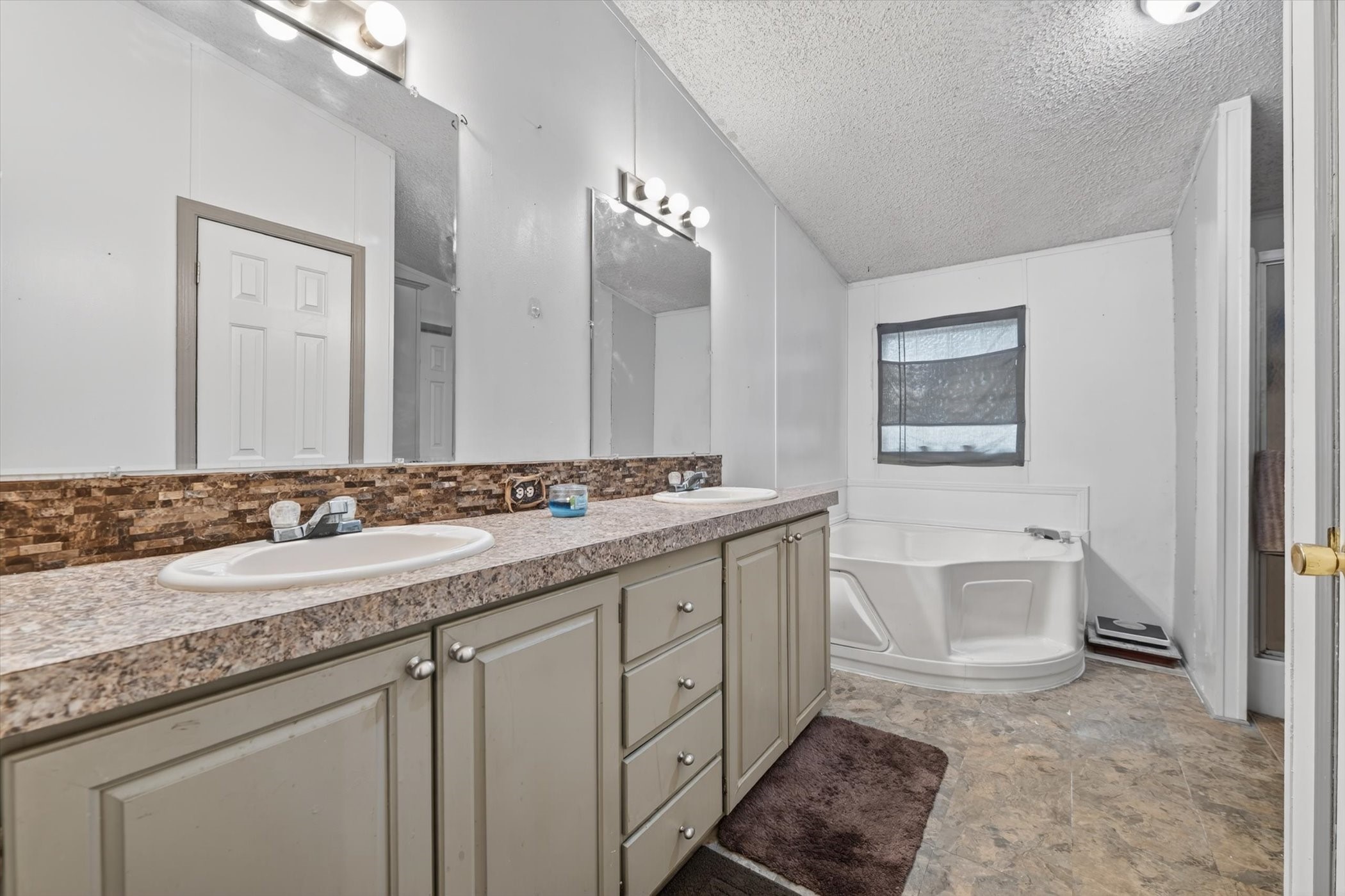 245 Ross Lane Boyd TX 76023