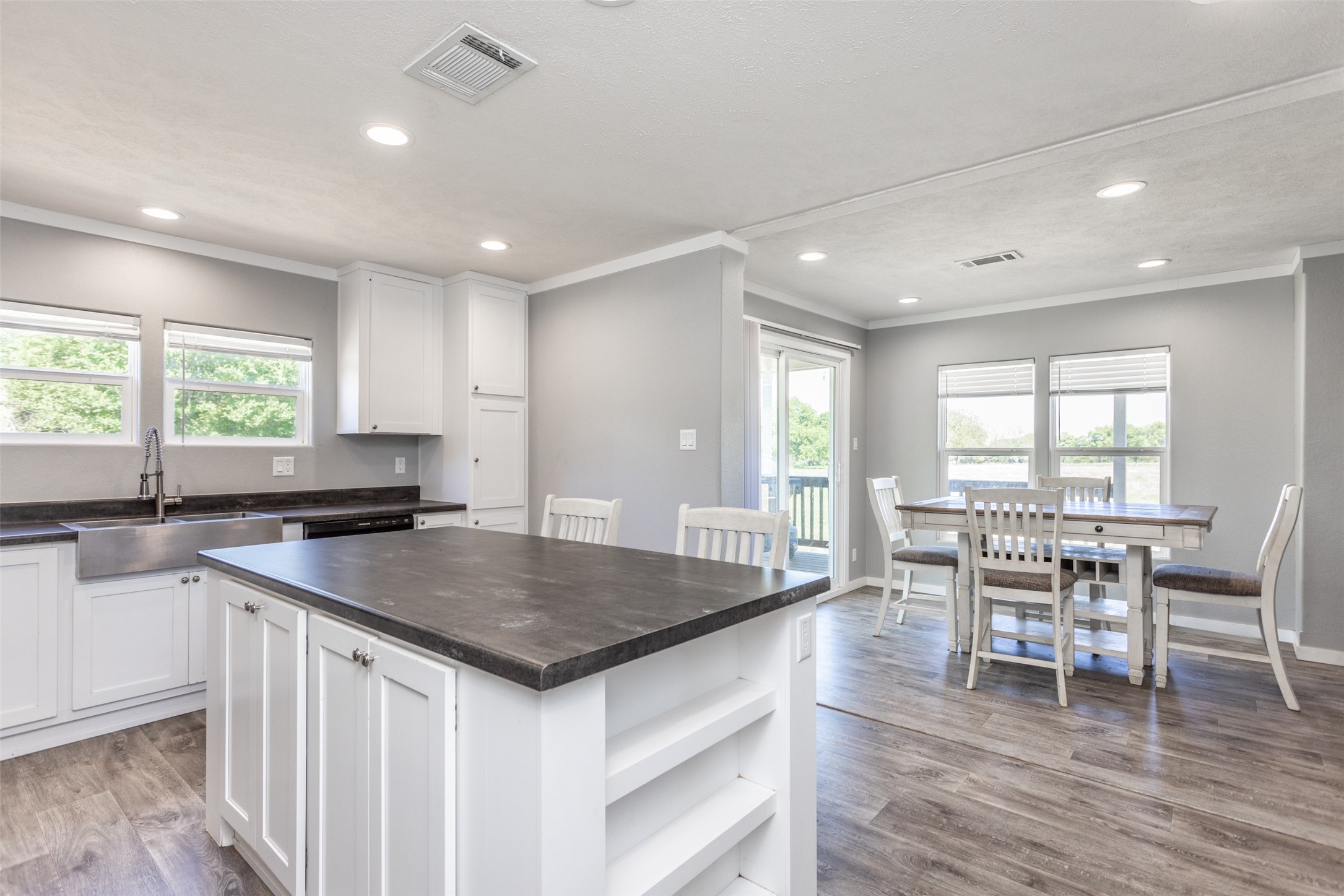 542 County Road 222 Gainesville TX 76240