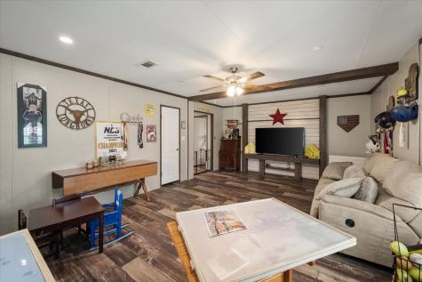 6106 County Road 0050 Corsicana TX 75110