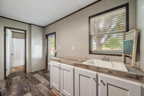 6106 County Road 0050 Corsicana TX 75110