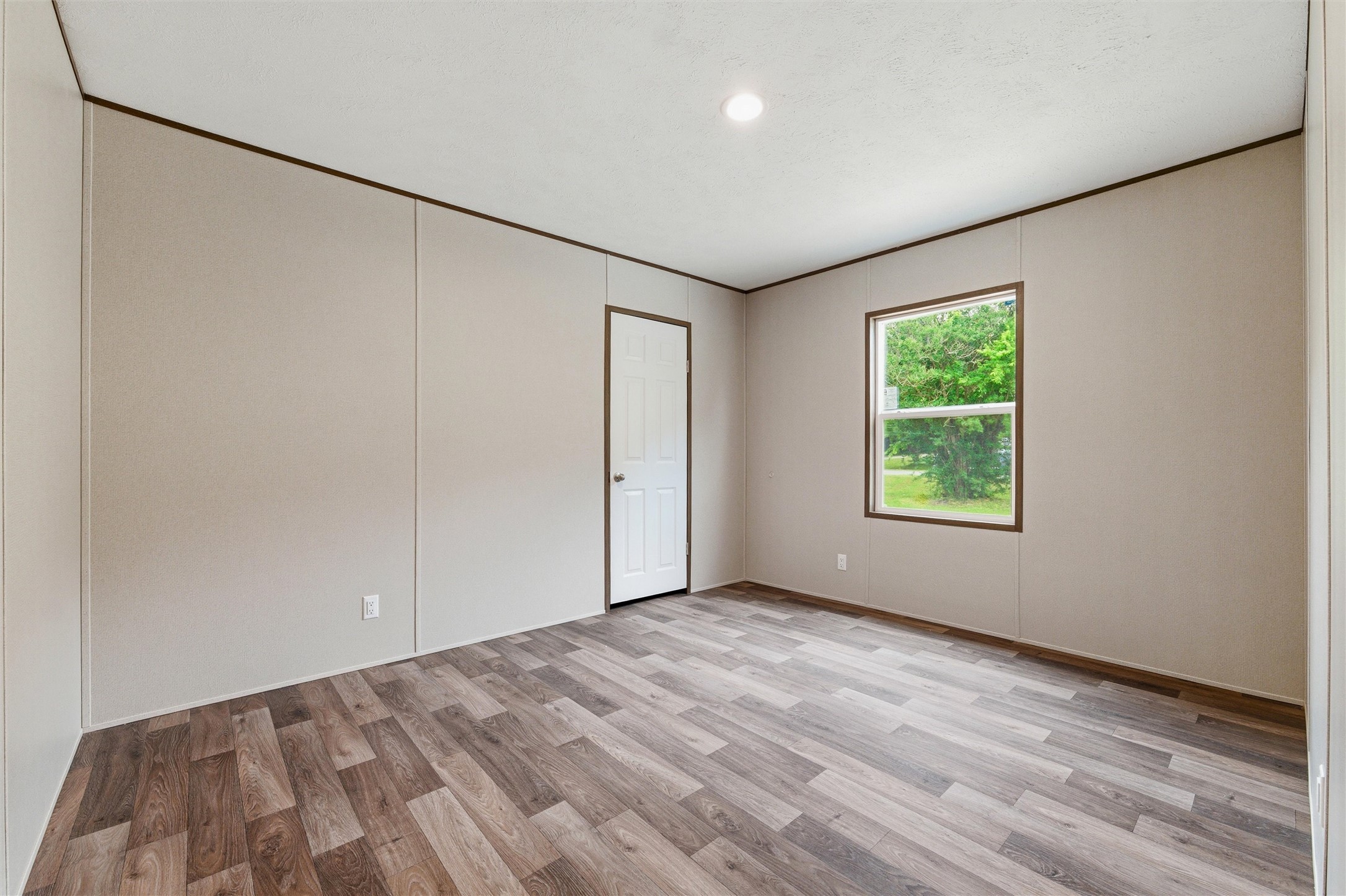 4600 Thompson Avenue Grandview TX 76050