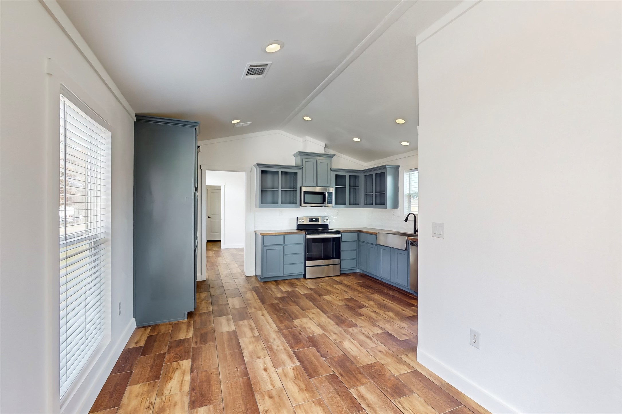 6715 Timberhaven Court Granbury TX 76049