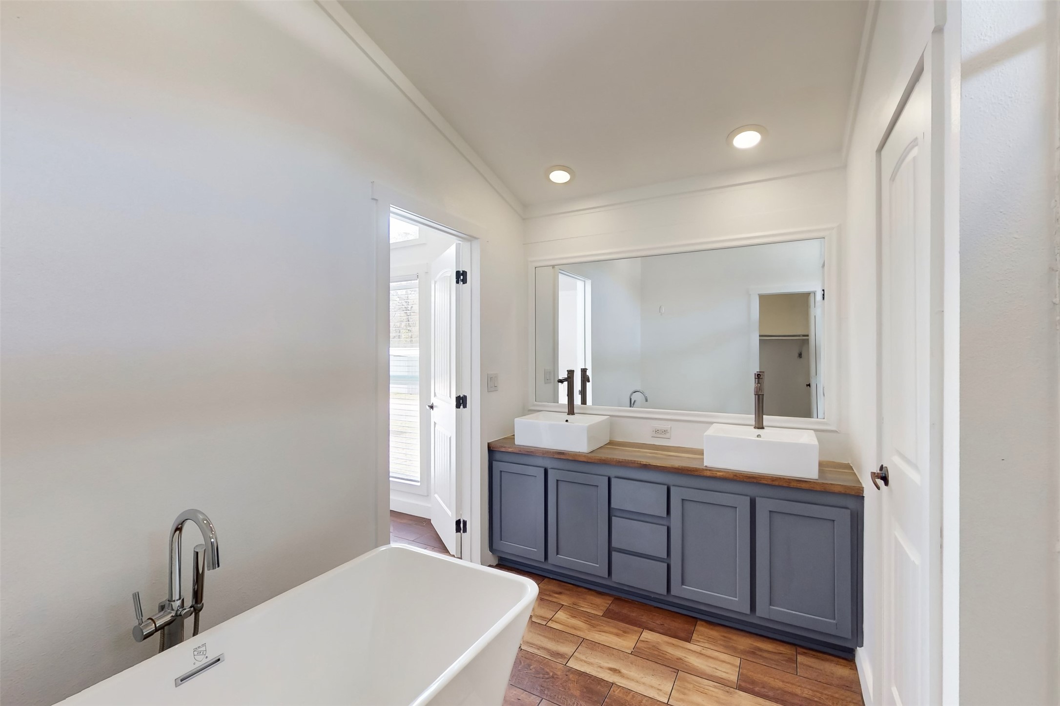 6715 Timberhaven Court Granbury TX 76049