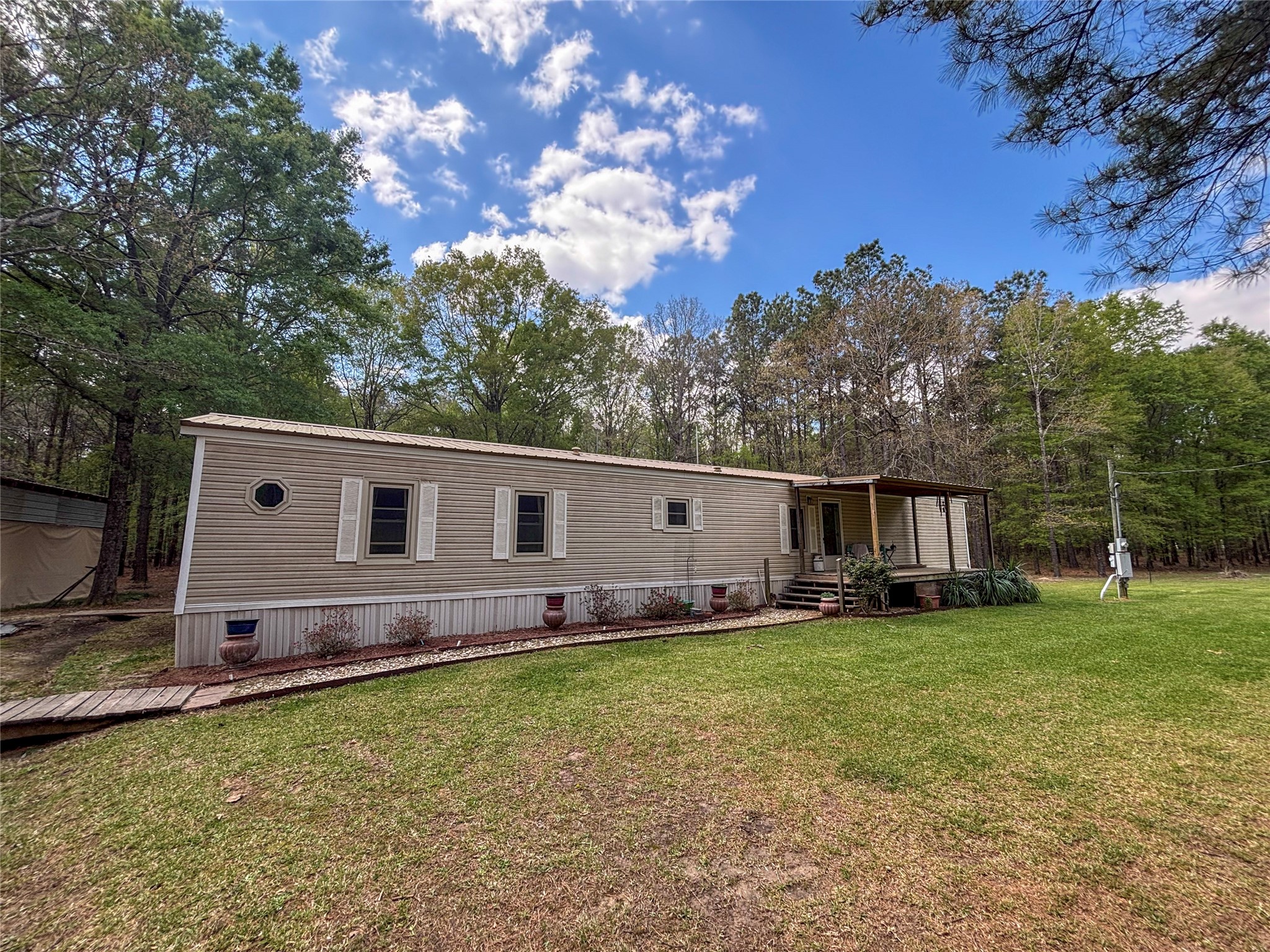 1413 Cr 2108 Hooks TX 75561