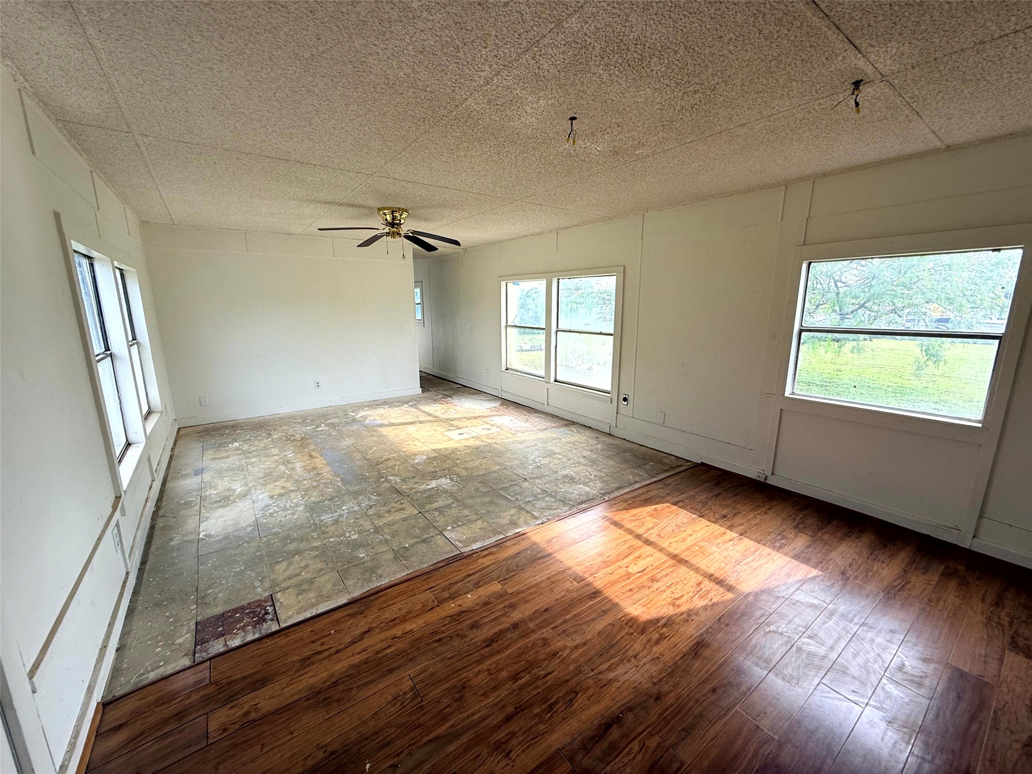 4361 Miller Road Midlothian TX 76065