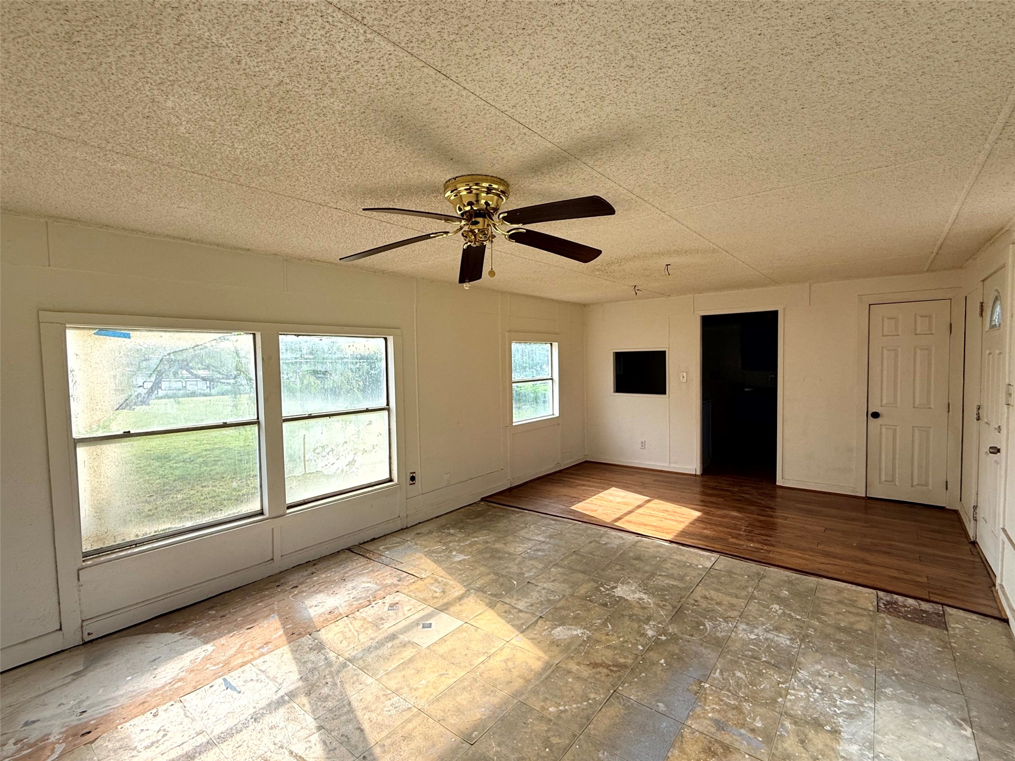 4361 Miller Road Midlothian TX 76065