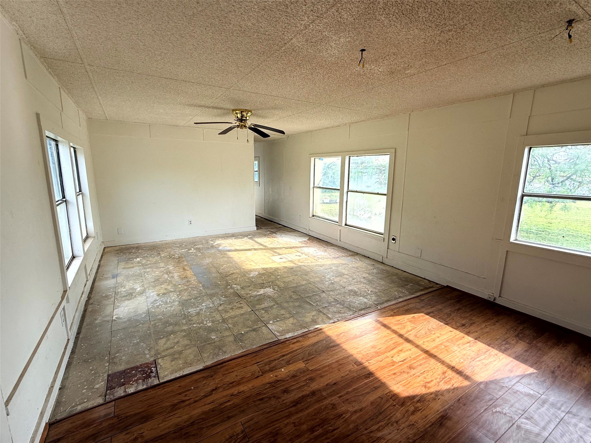 4361 Miller Road Midlothian TX 76065