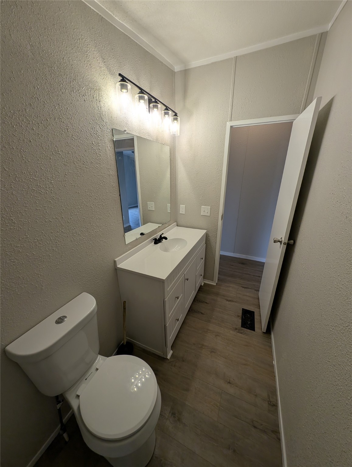 9002 Cartwright Drive Cresson TX 76035