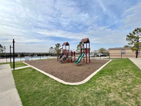 709 N Collins Freeway Howe TX 75459