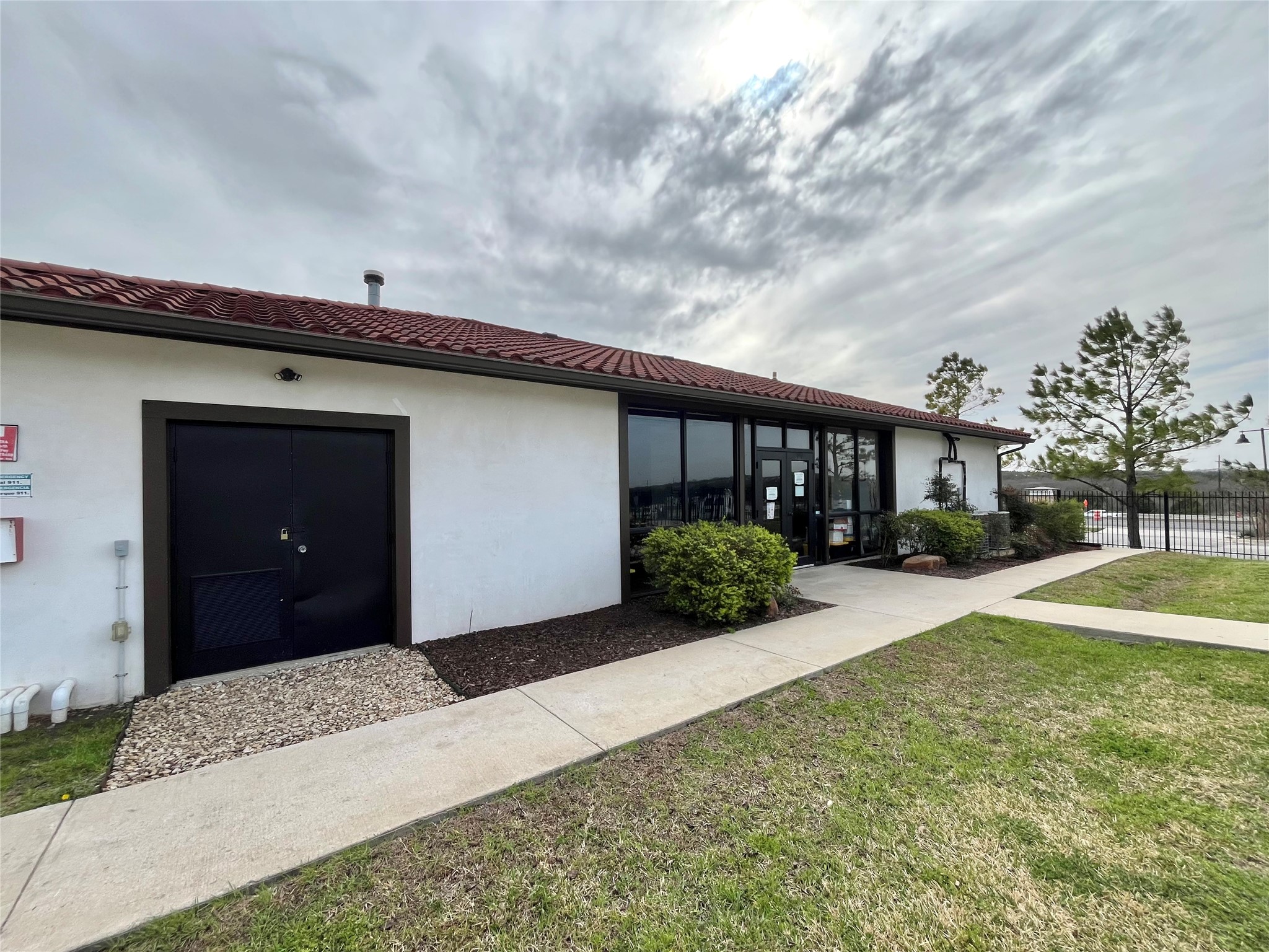 709 N Collins Freeway Howe TX 75459