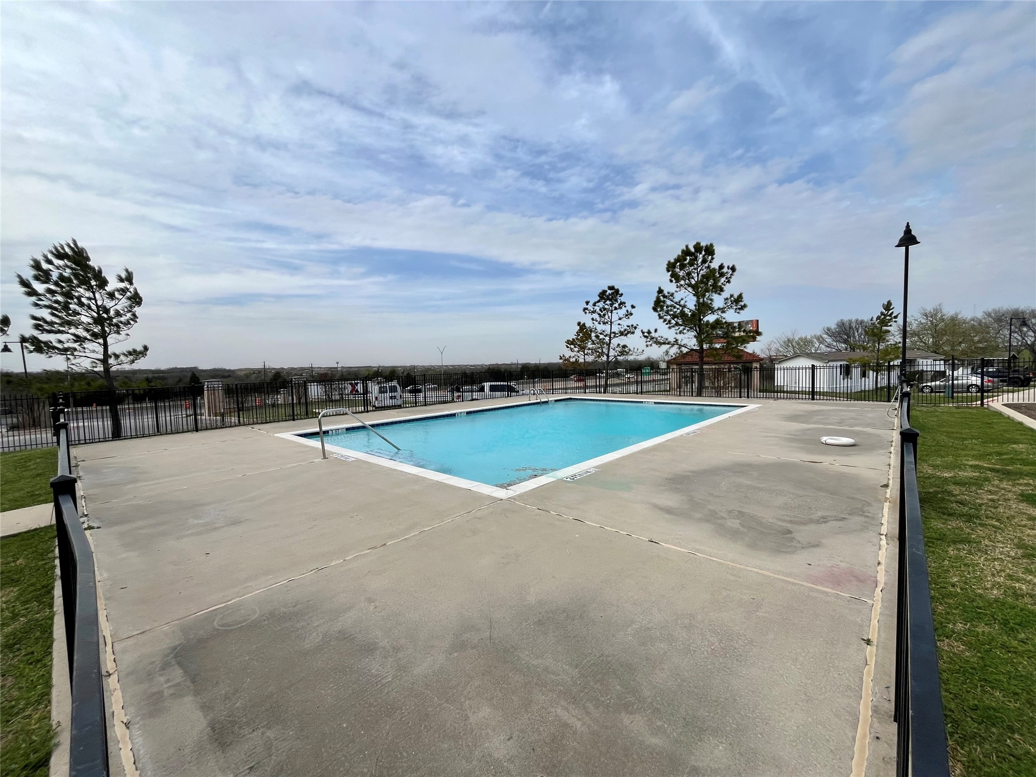 709 N Collins Freeway Howe TX 75459