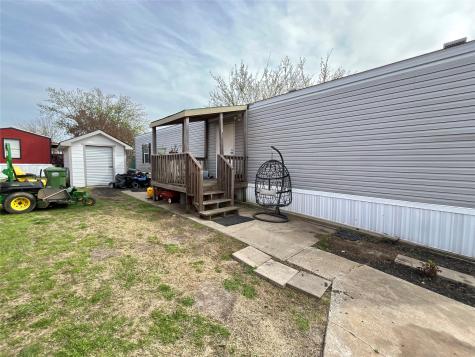 709 N Collins Freeway Howe TX 75459