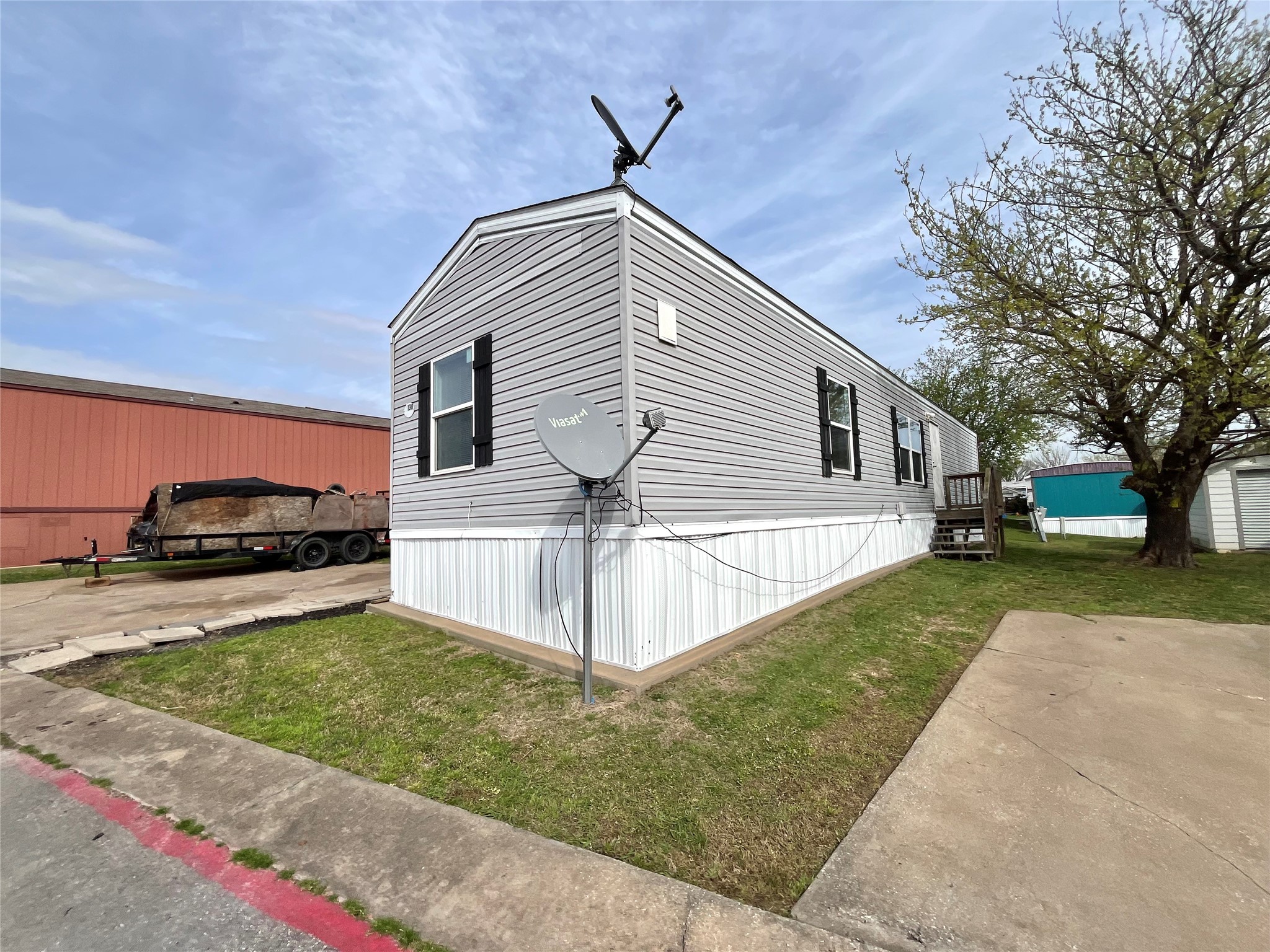 709 N Collins Freeway Howe TX 75459