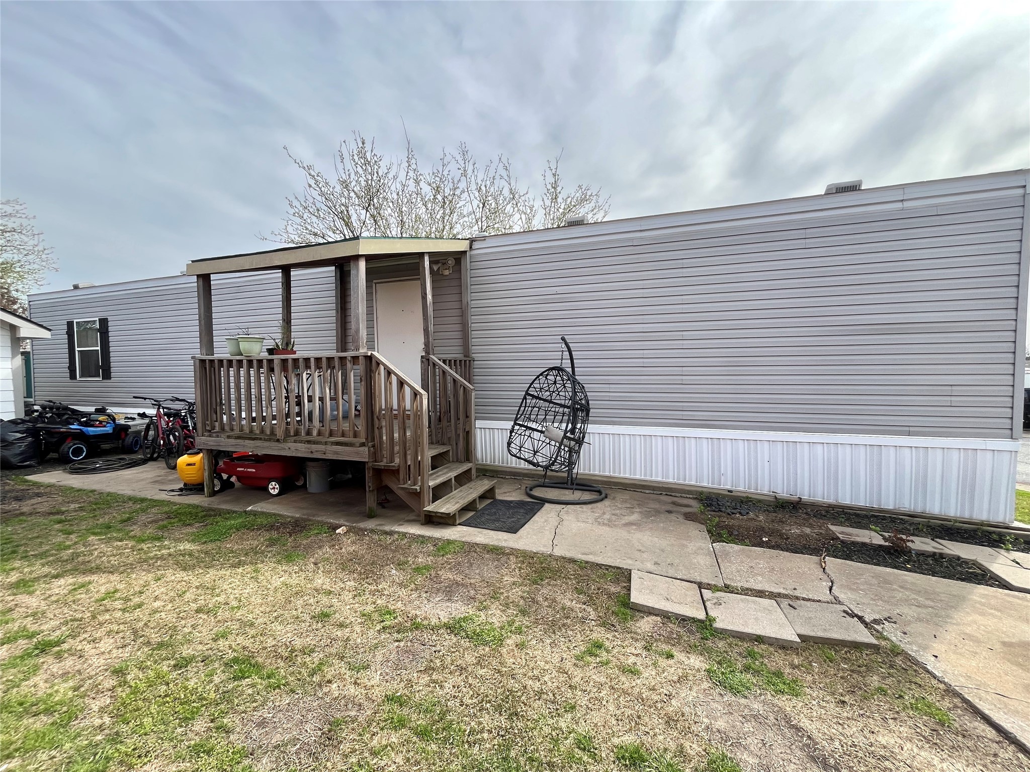709 N Collins Freeway Howe TX 75459