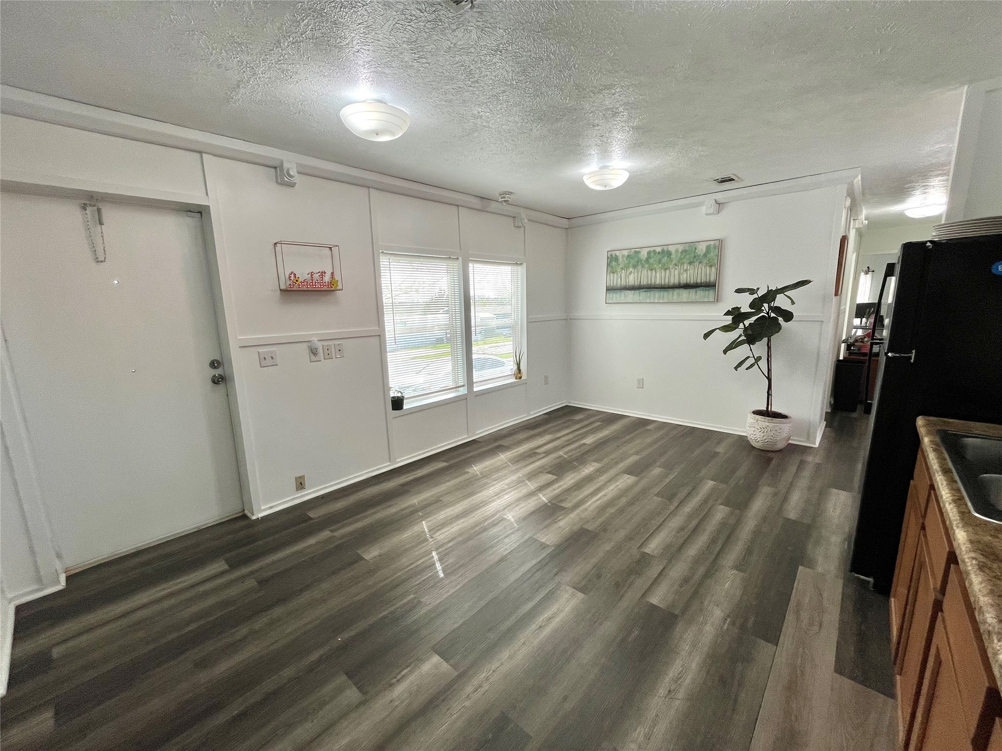 709 N Collins Freeway Howe TX 75459