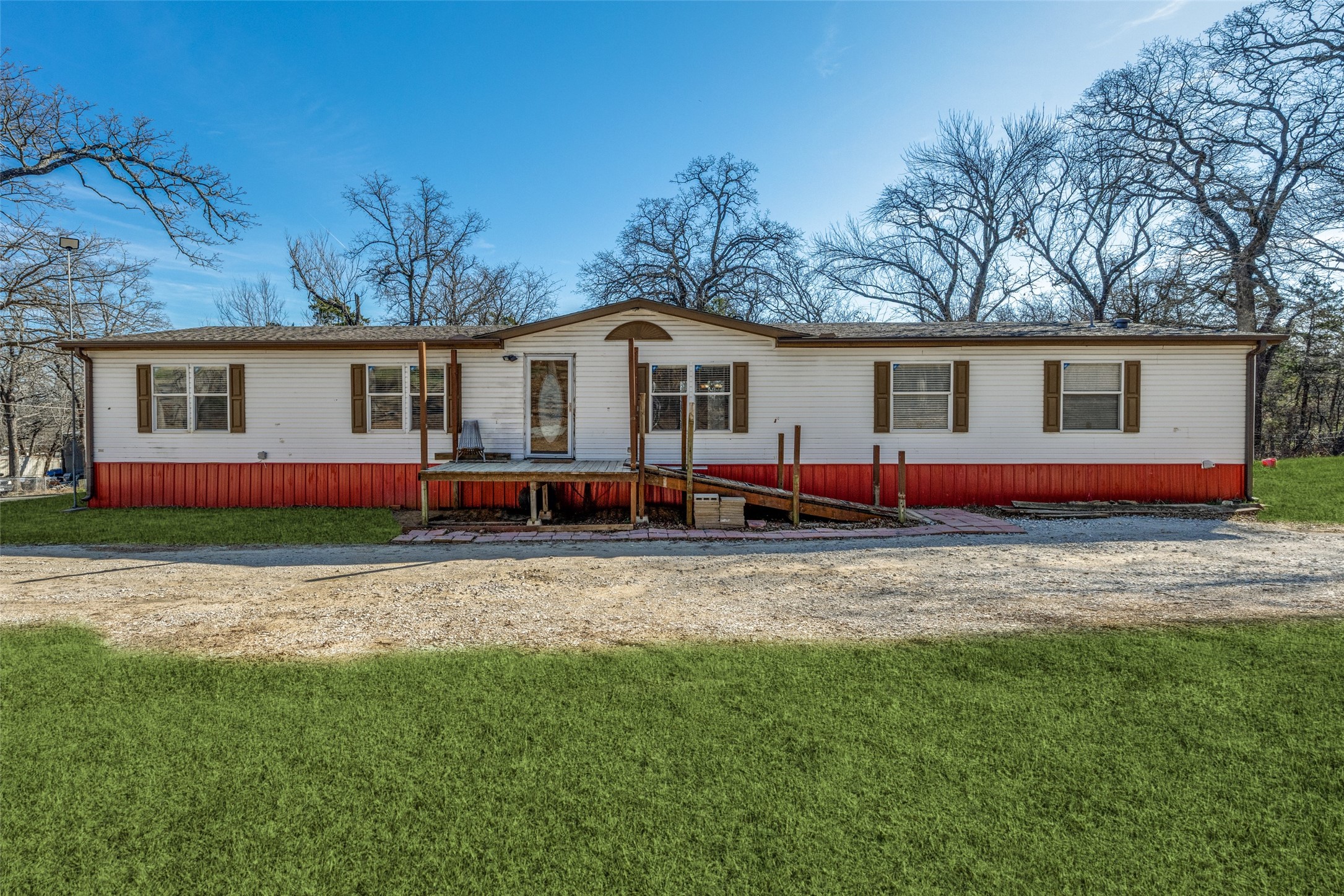 42 Epsom Drive Gordonville TX 76245